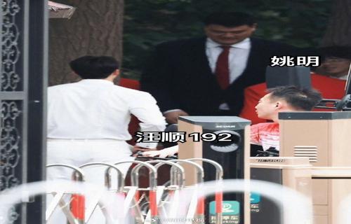 北京举办首届中国足球职业联赛联合会会员大会